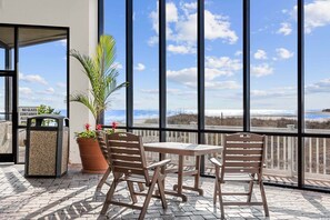 Interior - Poolside Escape w/ Bonus Room at Sands Beach near North Myrtle Beach (Myrtle Beach)