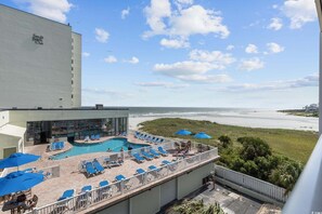 Pool - Poolside Escape w/ Bonus Room at Sands Beach near North Myrtle Beach (Myrtle Beach)
