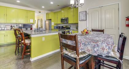 8 Mi to Dtwn & Film Sites! Spacious Covington Home