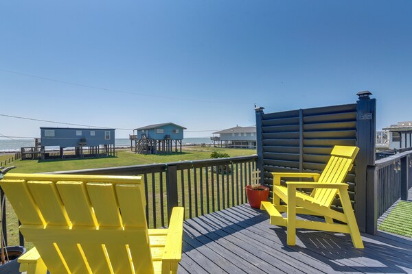 Steps To Surfside Beach! Ocean-view Texas Retreat - Texas