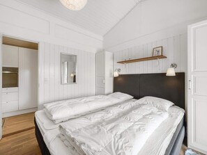 House | Interior - 4 Star Holiday Home in Saltum (Saltum)