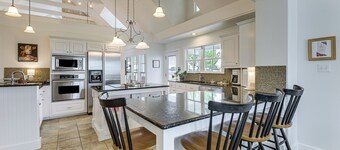 Elevated Farmhouse Getaway in Thorndale