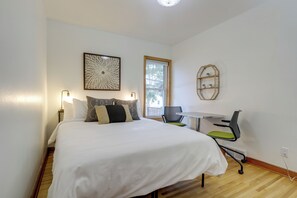 House (3 Bedrooms) | Interior - Lake Access Home on Cross Lake: Walk to Dtwn! (Pine City)