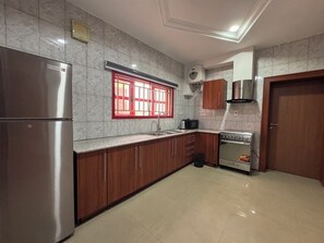 Apartament estàndard, balcó, vistes a la muntanya | Cuina privada