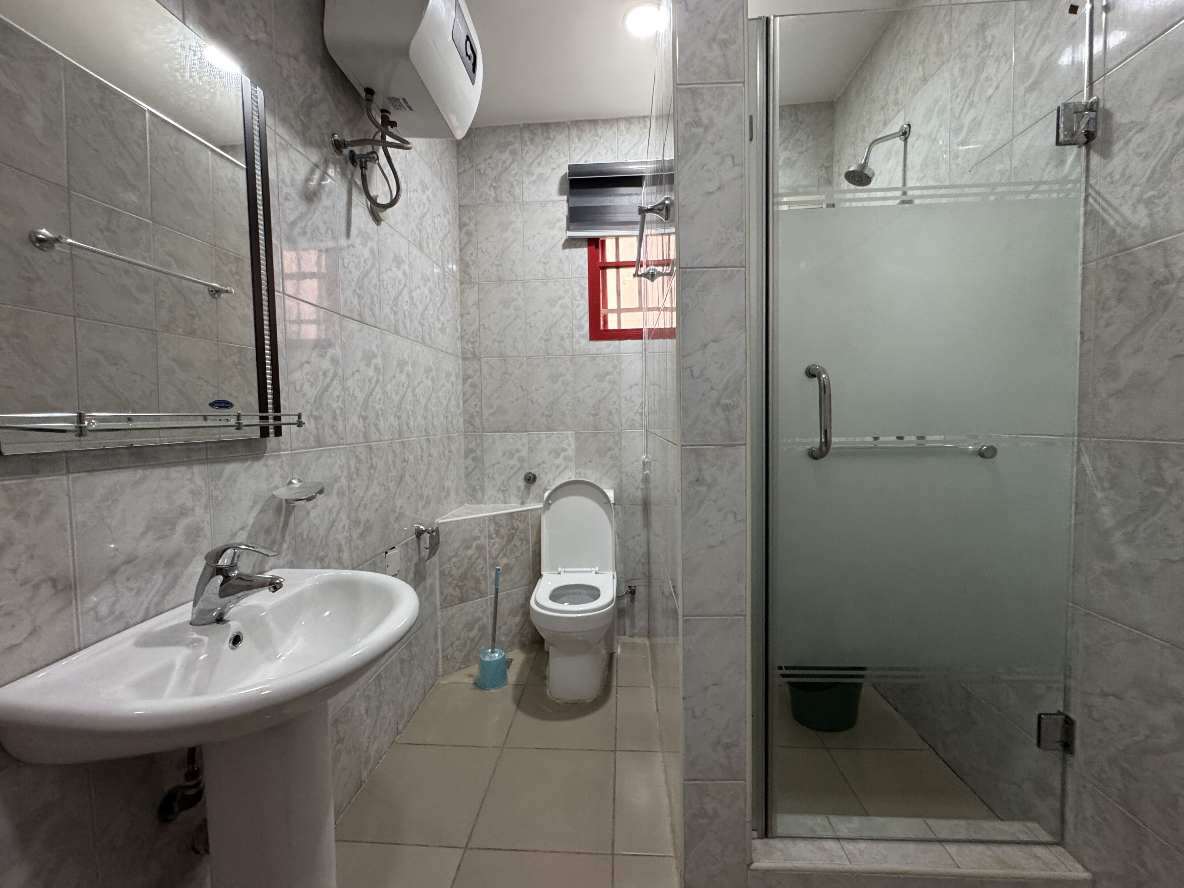 Family Apartment | Bathroom