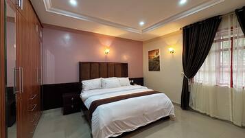 Standaard appartement, balkon, uitzicht op bergen