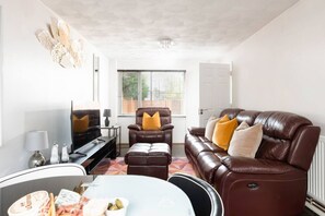 TV - Leaside House - Good access links across Southampton & New Forest (Southampton)