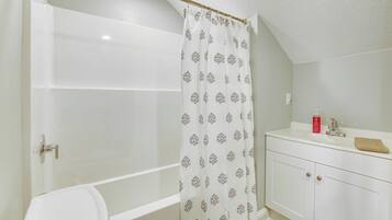 Rumah (2 Bedrooms) | Interior