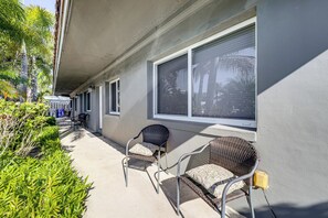 Interior - Steps to Beach & Icw: Pompano Beach Villa Unit (Pompano Beach)