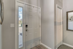 Căn hộ (2 Bedrooms) | Nội thất