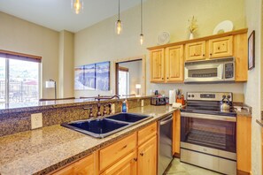 Apartment (1 Bedroom) | Interior - Park City Ski Retreat w/ Hot Tub & Sauna Access (Park City)