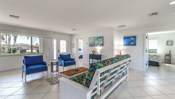 Casa (2 Bedrooms) | Interior