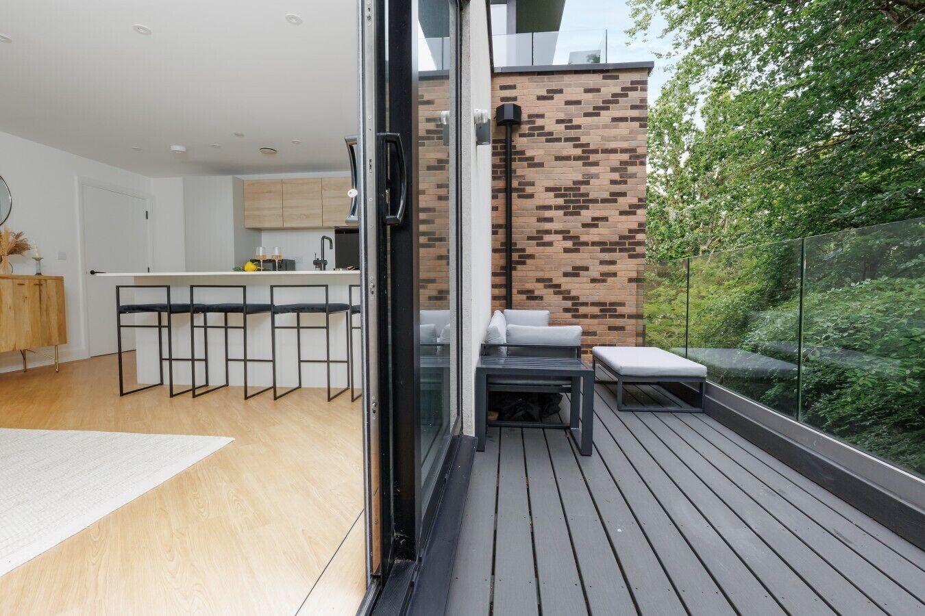 Enjoy your favourite drinks al fresco on the outdoor furniture