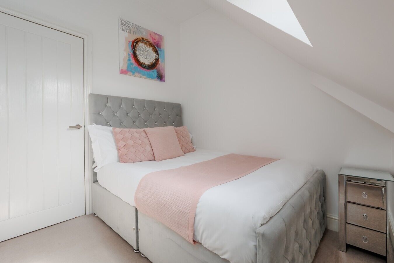 2 chambres, bureau, Wi-Fi, draps fournis