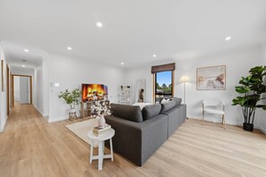 Living area - Scenic Risdon Retreat | Deck, Views & Nature Trail (Risdon)