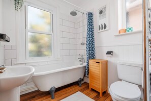 Hair dryer - Beaufort Heights - Well located for Christchurch and the beaches (Dorset)