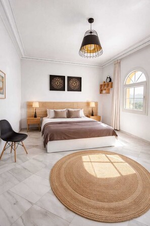 5 bedrooms, iron/ironing board, WiFi, bed sheets - Villa MMH 5min to the beach (AN)