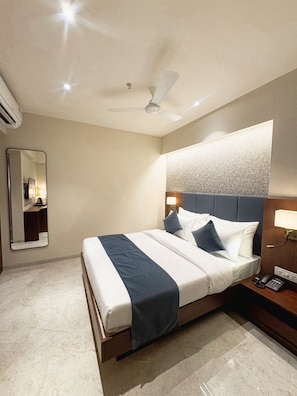 Deluxe Double Room - P K Unicorn Hotel & Banquet (Panvel)