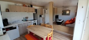 Private kitchen - Carcans Maubuisson Vacation rental apartment 2 bedrooms 58m², 100m from the lake (Carcans)
