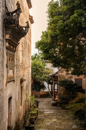 Mặt tiền nơi lưu trú
