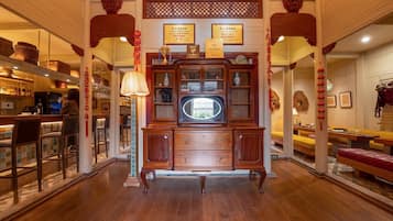 Coin salon dans le hall