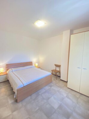 Apartment, 2 Bedrooms, Terrace, Ocean View - Bright and Spacious Vacation Home (Lignano Sabbiadoro)