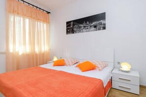 2 habitaciones, wifi gratis y ropa de cama 