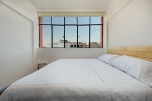 2 bedrooms, WiFi, bed sheets - Edificio Aurora – Historical Building w/City Views (Centro)