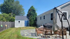 Outdoor dining - Iris Ave-York Cottage (York)
