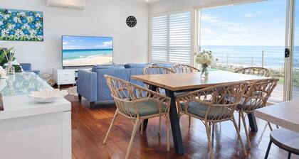 St Helen's-Absolute Beach Front, off peak special!