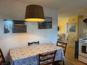 Dining - Wake Up to Estuary Views-Beach Plum Cottage (Ogunquit)