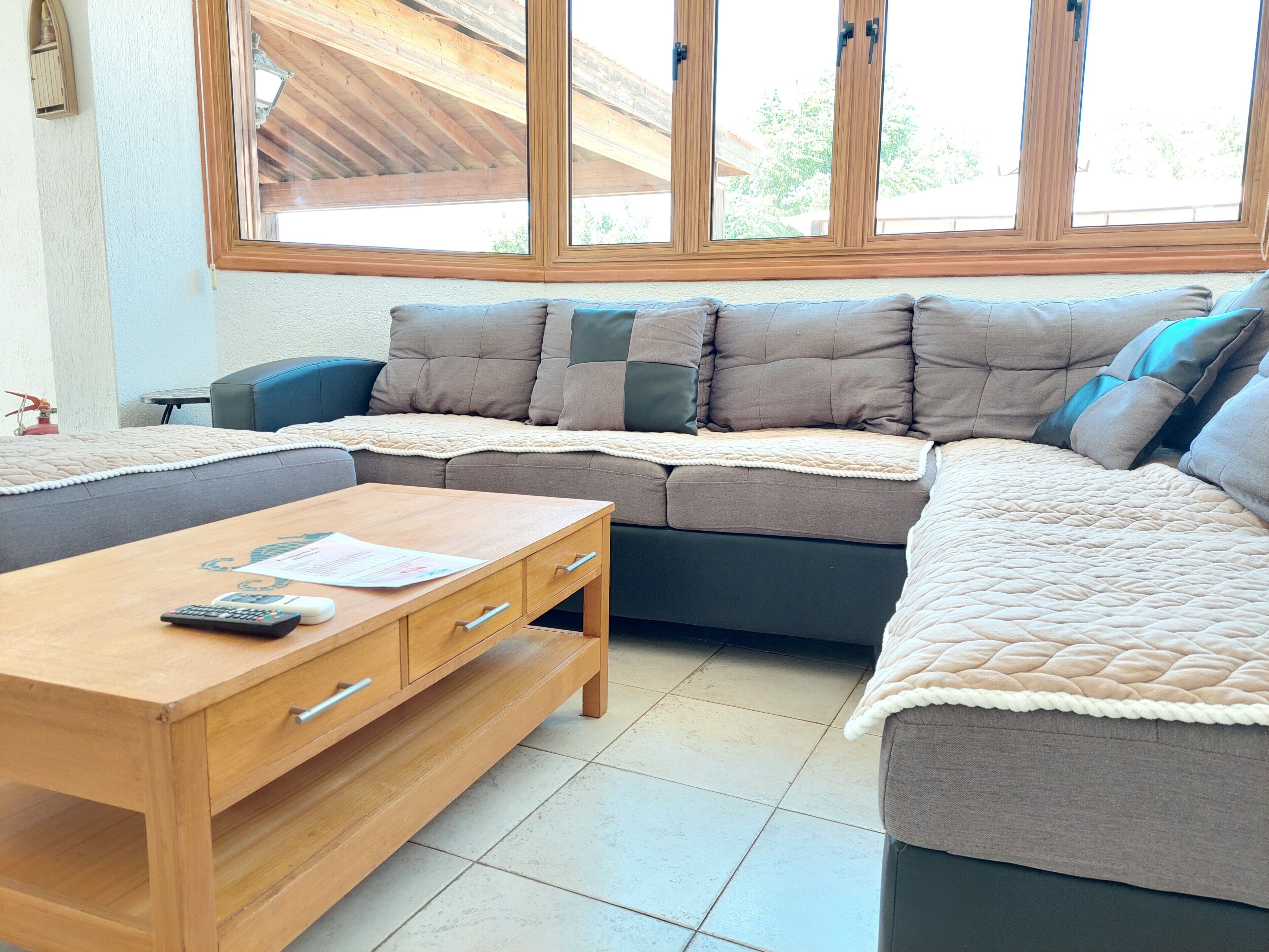 Villa, Poolblick | Wohnbereich