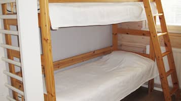 Family Apartment, 4 Bedrooms, Lake View