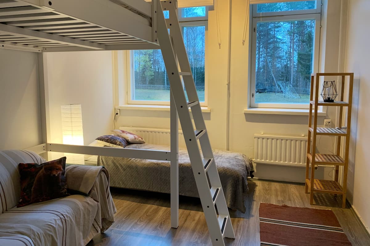 Perhehuoneisto, 4 makuuhuonetta, lemmikit sallittu