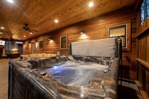 Interior - Double Deuce: Sleeps 14 Bunk Room + Game Room (Broken Bow)