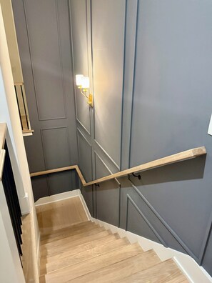 Interior - NEW SSI-Sleep 20; Pool&Spa; Putting Grn; Outdoor Kitchen; Game Rm (St. Simons Island)