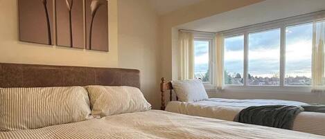 3 bedrooms, iron/ironing board, travel crib, WiFi