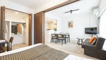 Executive Apartment, 2 Bedrooms, Kitchenette (406)