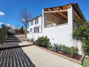 Property grounds - House Luberon Near Lourmarin (Lauris)