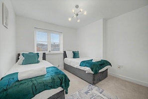 4 bedrooms, iron/ironing board, free WiFi, bed sheets