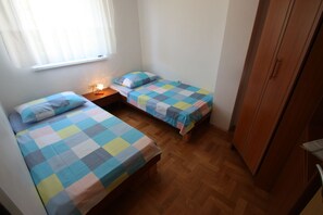 2 chambres, Wi-Fi gratuit, draps fournis