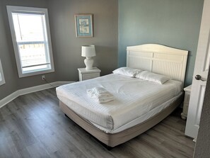 Iron/ironing board, WiFi, bed sheets - Beautiful 3BR Condo in OBX, NC, Beach, Pools, Hot Tub, Family Resort Aug. 9-15 (duck)