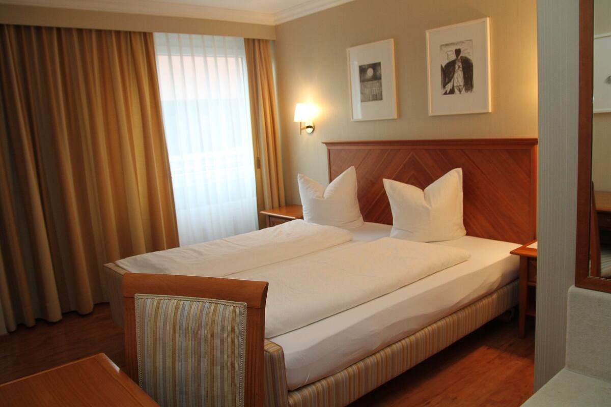 Basic Double Room | Desk, free WiFi