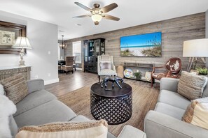TV - 🏖️Pet Friendly | Bikes | Golf Cart | 1 Almost Heaven🏖️ (Panama City Beach)