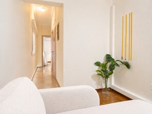 Interior - D-Suites – Executive Sea View City Centre Apartment (Thessaloniki)