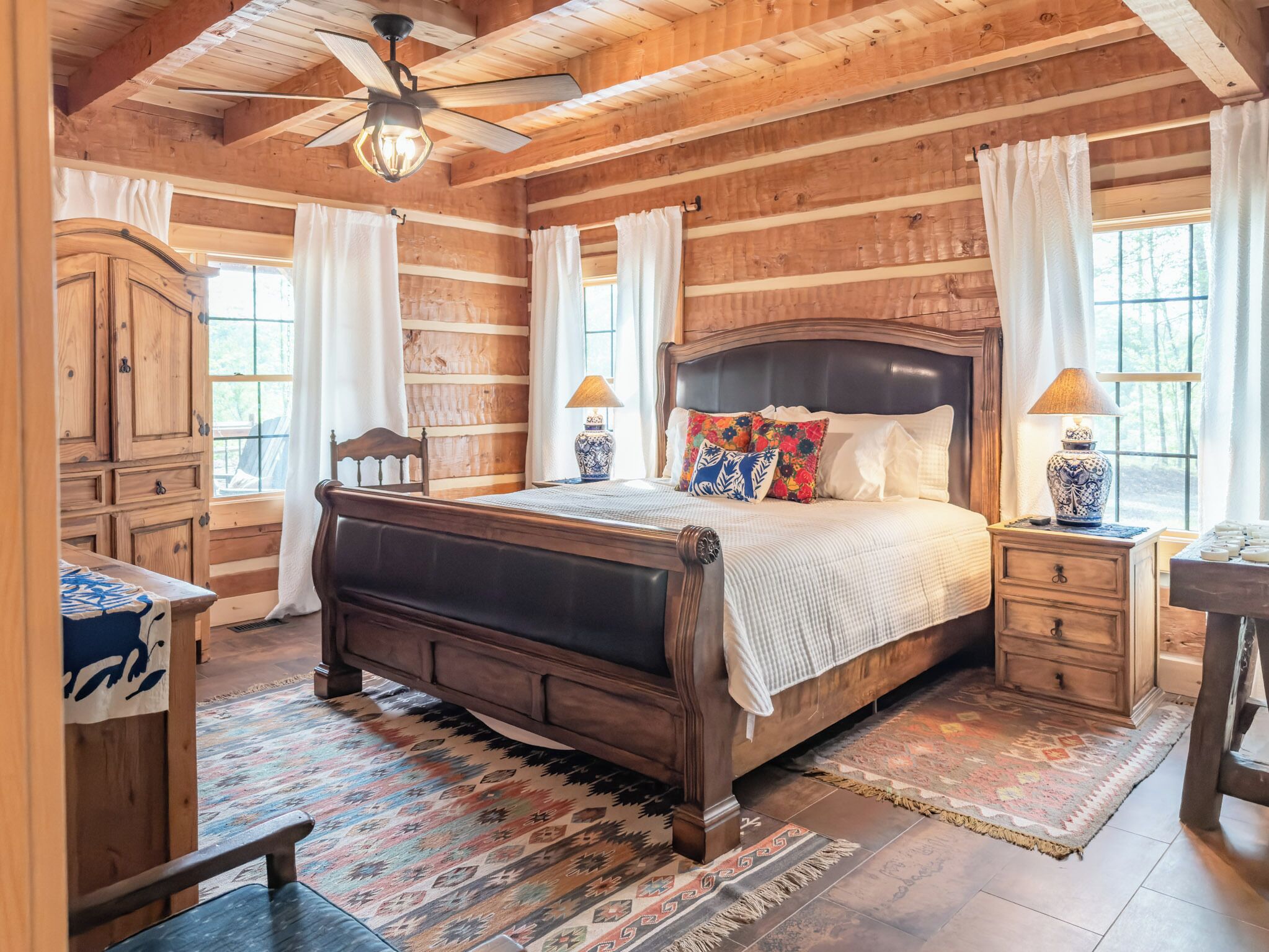 3 chambres, bureau, fer et planche à repasser, Wi-Fi gratuit
