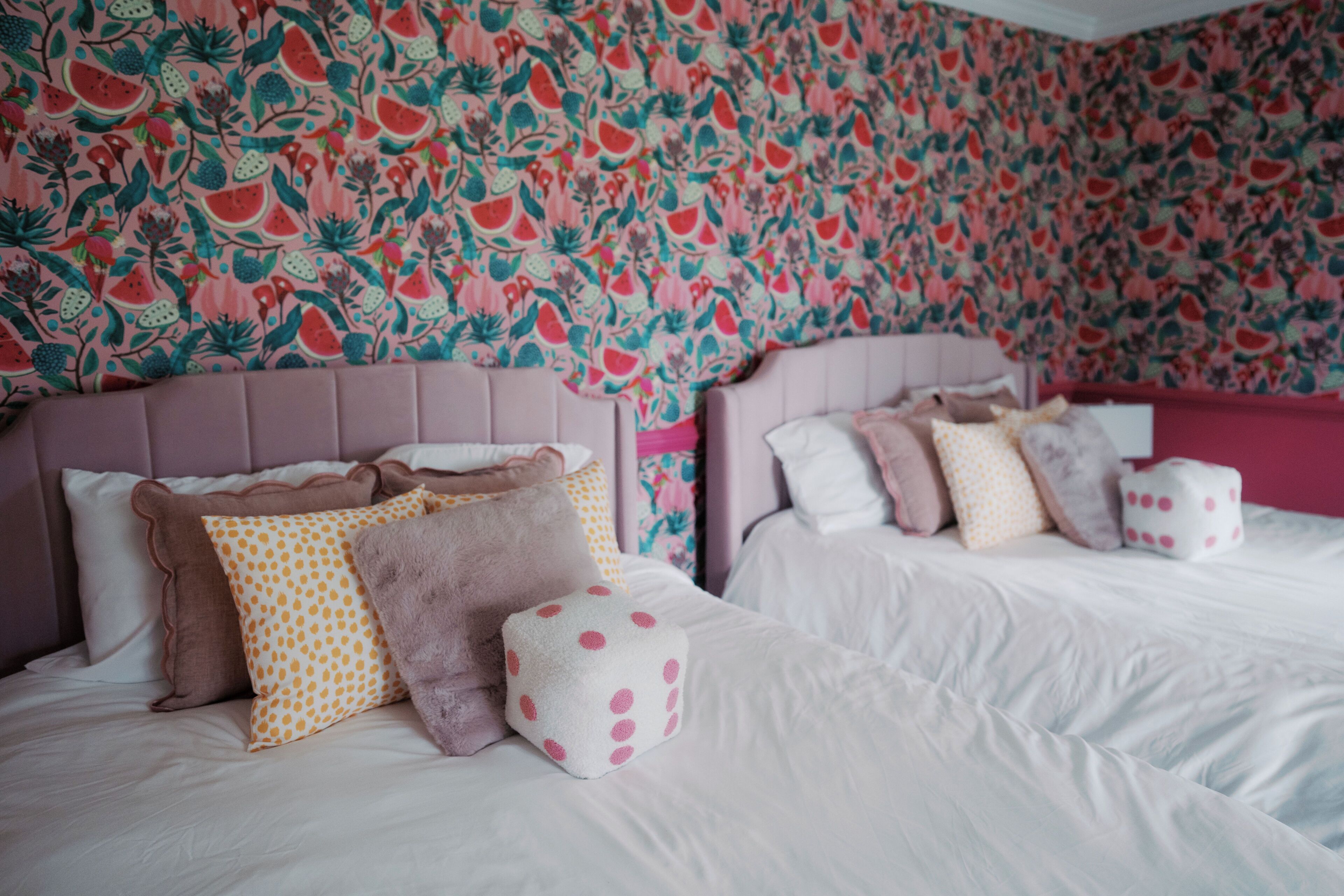 4 habitaciones, wifi y ropa de cama 