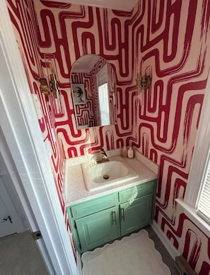 Chuveiro, secador de cabelo