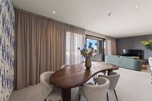 Dining - Cape Marie Luxury Apartments 231 B at Coral Estate (Willemstad)