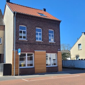 Exterior - Vrbo Property (Nettetal)